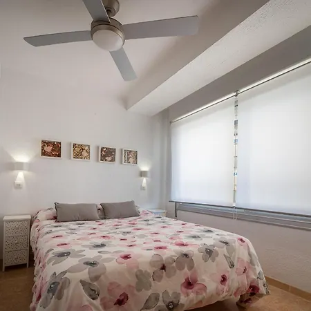 At072 Beachfront Torredembarra